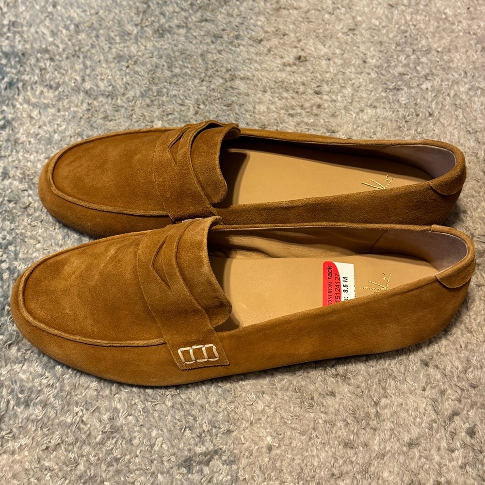 NEW Beek Moorhen Penny Loafer in Carmel - Picture 9 of 10